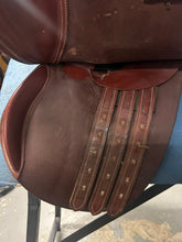 Load image into Gallery viewer, 15" Kincade Pony Saddle-Saddle-Consignment-Evolution Equestrian Co.