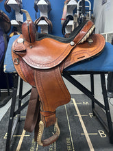 Load image into Gallery viewer, 15” Riders Choice Western Barrel Saddle-Saddle-Consignment-Evolution Equestrian Co.