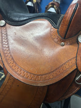 Load image into Gallery viewer, 15” Riders Choice Western Barrel Saddle-Saddle-Consignment-Evolution Equestrian Co.