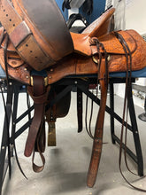 Load image into Gallery viewer, 16" Ross Ellas Custom Western Saddle-Saddle-Consignment-Evolution Equestrian Co.