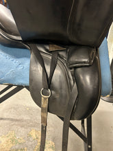 Load image into Gallery viewer, 17.5" Passier Relevant Dressage Saddle-Saddle-Consignment-Evolution Equestrian Co.