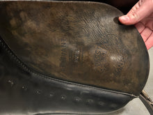 Load image into Gallery viewer, 17.5" Passier Relevant Dressage Saddle-Saddle-Consignment-Evolution Equestrian Co.