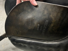 Load image into Gallery viewer, 17.5" Passier Relevant Dressage Saddle-Saddle-Consignment-Evolution Equestrian Co.