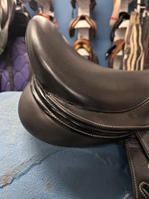 Load image into Gallery viewer, 18" Frank Baines Adagio Dressage Saddle-Saddle-Consignment-Evolution Equestrian Co.