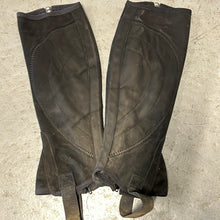 Load image into Gallery viewer, Auken Suede Half Chaps XSmall
