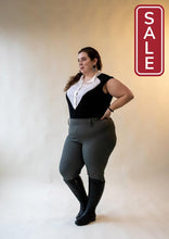 Load image into Gallery viewer, Street & Saddle Milton Menasco | Victory Gallop Sleeveless Equestrian Top-Riding Shirts-Consignment-Large-Black-Evolution Equestrian Co.