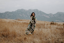 Load image into Gallery viewer, Wylde Brigade Esmeraldas Aztec Reversible Blanket: Queen-Gift-Wylde Brigade-Evolution Equestrian Co.