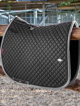 Load image into Gallery viewer, LeMieux Wither Relief Close Contact Saddle Pad-English Saddle Pad-LeMieux-White-Evolution Equestrian Co.