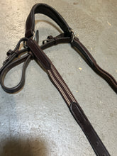 Load image into Gallery viewer, Adjustable Elastic English Breastplate
