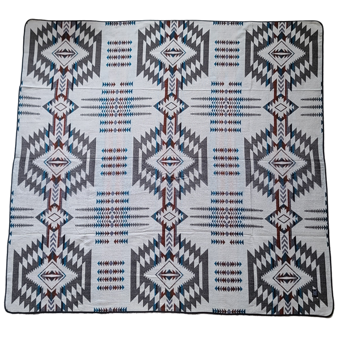 Wylde Brigade - Cuenca Aztec Reversible Blanket: Queen-Wylde Brigade-Evolution Equestrian Co.