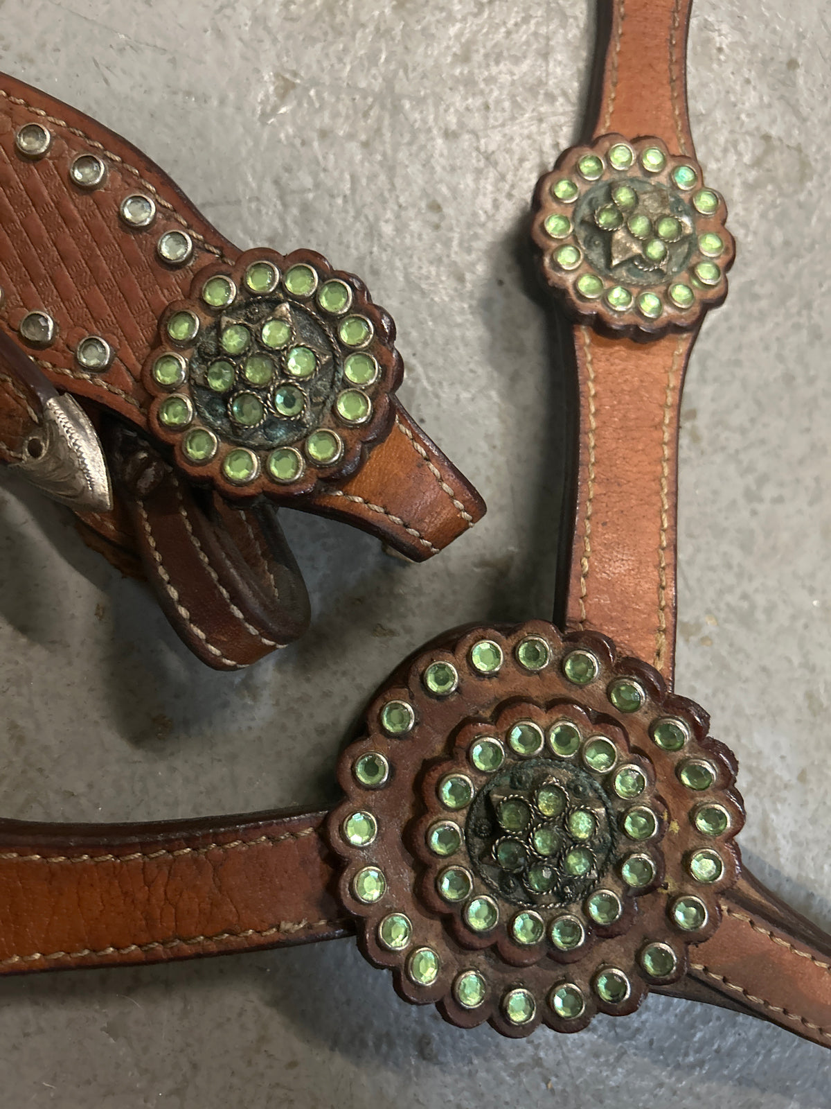 Lime Green Gem Tack Set