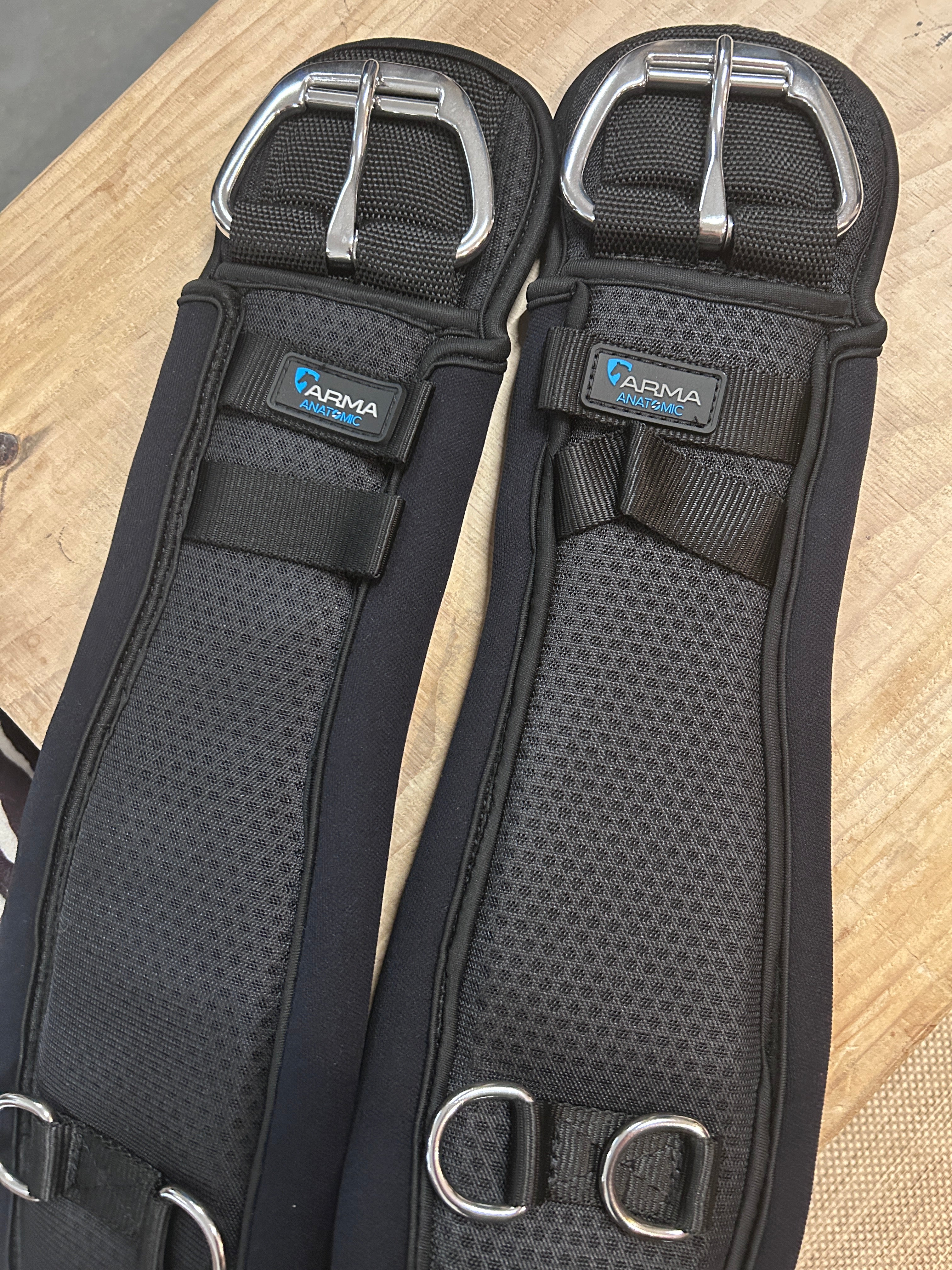Shires Arma Airflow Memory Foam Cinch