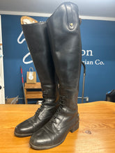 Load image into Gallery viewer, Ariat Heritage Tall Boots 7.5
