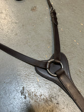 Load image into Gallery viewer, Adjustable Elastic English Breastplate
