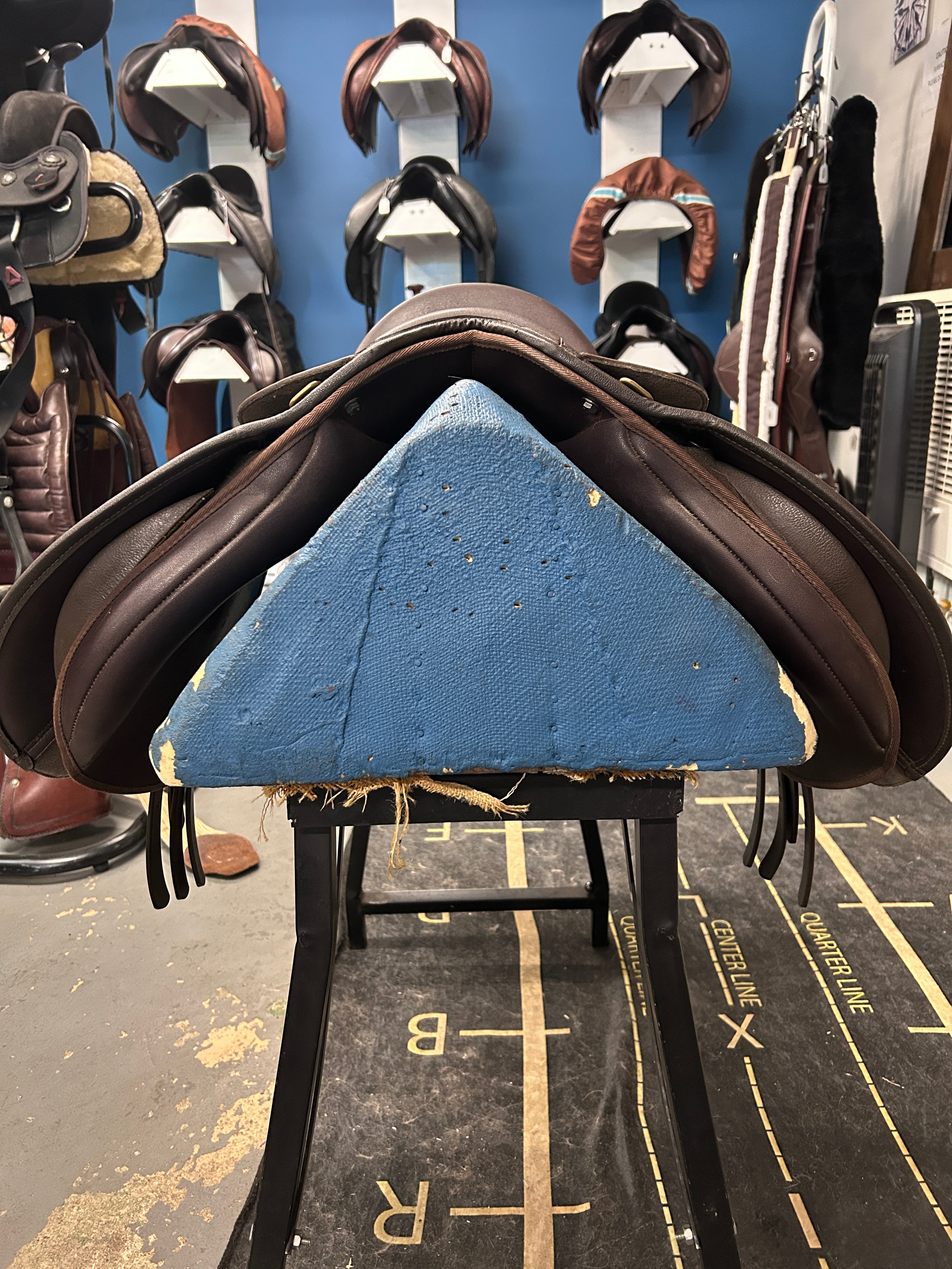 16" Wintec Wide All Purpose English Saddle