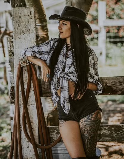 Head 'N Home Falcon Hat ML