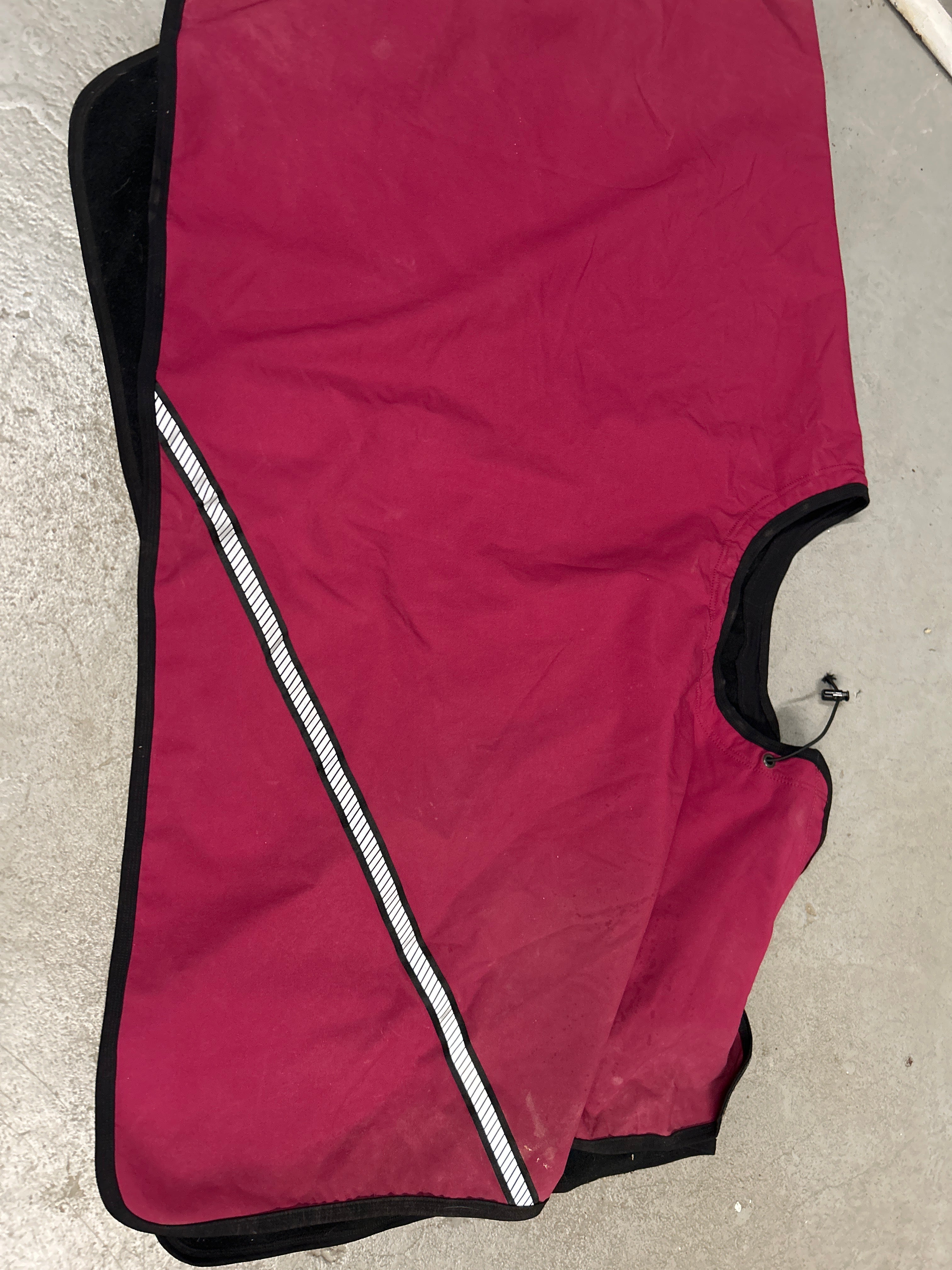 Discovery Trekking Burgundy Riding Skirt