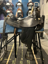 Load image into Gallery viewer, 15&quot; Big Horn Arab Saddle-Saddle-Consignment-Evolution Equestrian Co.

