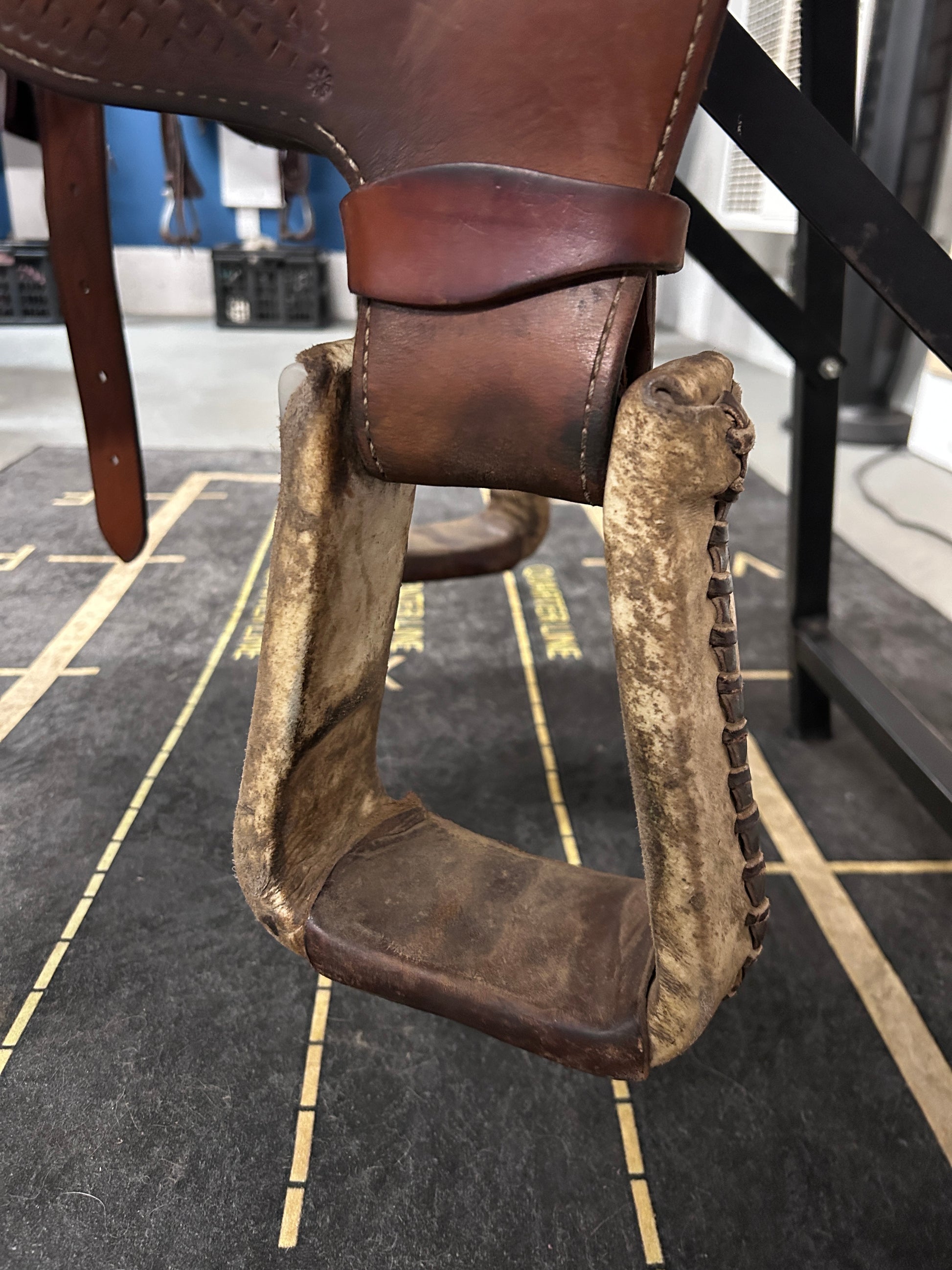 15" Crates Mike Beers Team Roper Western Saddle-Saddle-Consignment-Evolution Equestrian Co.