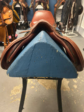Load image into Gallery viewer, 15&quot; Kincade Pony Saddle-Saddle-Consignment-Evolution Equestrian Co.
