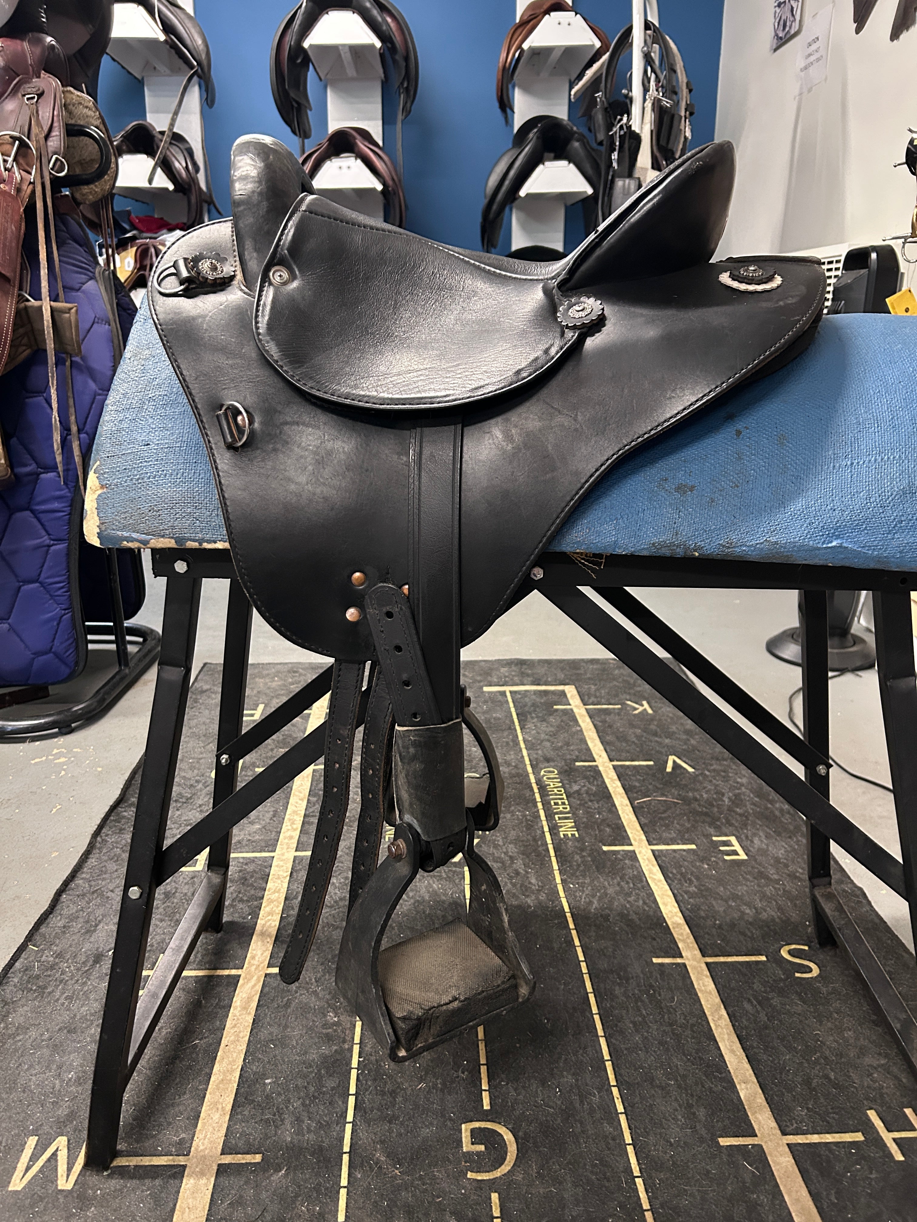 15" Specialized Endurance Saddle-Saddle-Consignment-Evolution Equestrian Co.