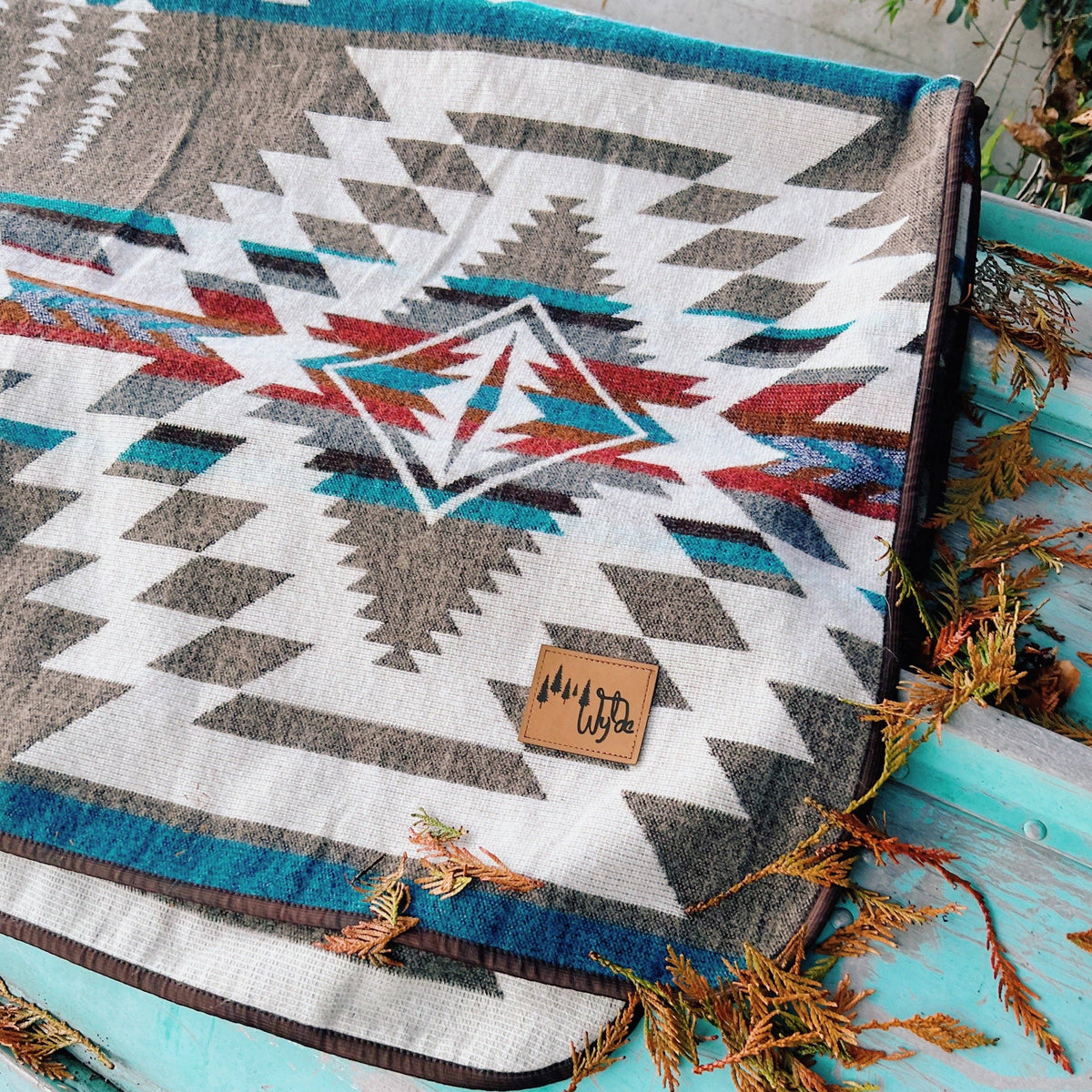 Wylde Brigade - Cuenca Aztec Reversible Blanket: Queen-Wylde Brigade-Evolution Equestrian Co.