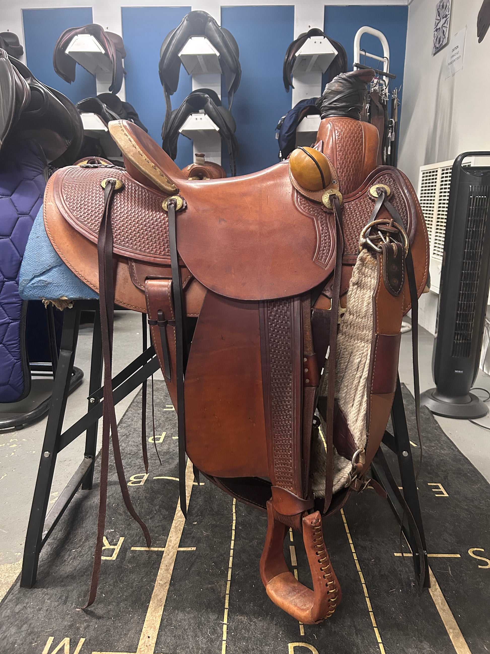 15.5" American Saddlery Mastercraft Roper-Saddle-Consignment-Evolution Equestrian Co.