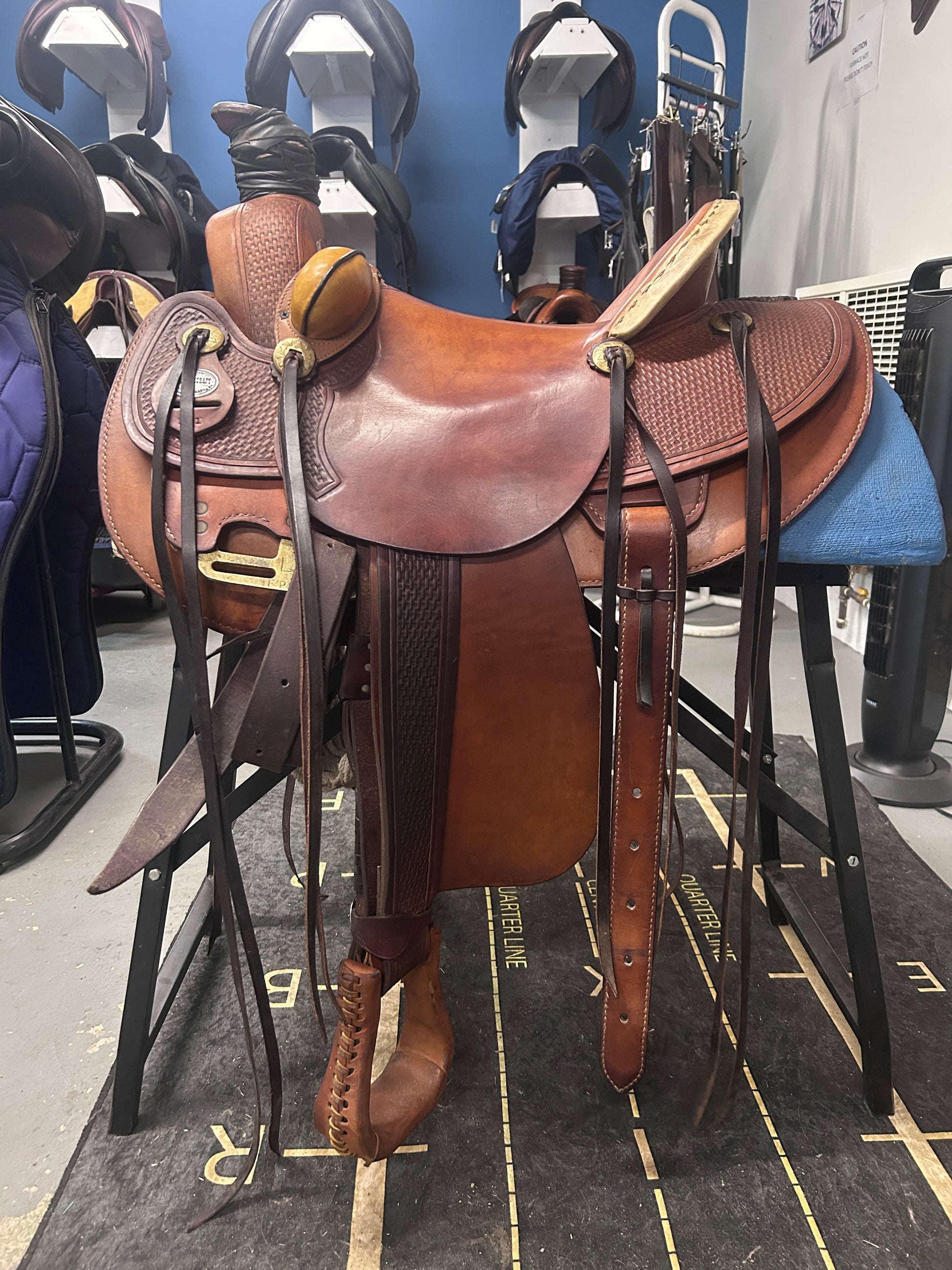 15.5" American Saddlery Mastercraft Roper-Saddle-Consignment-Evolution Equestrian Co.