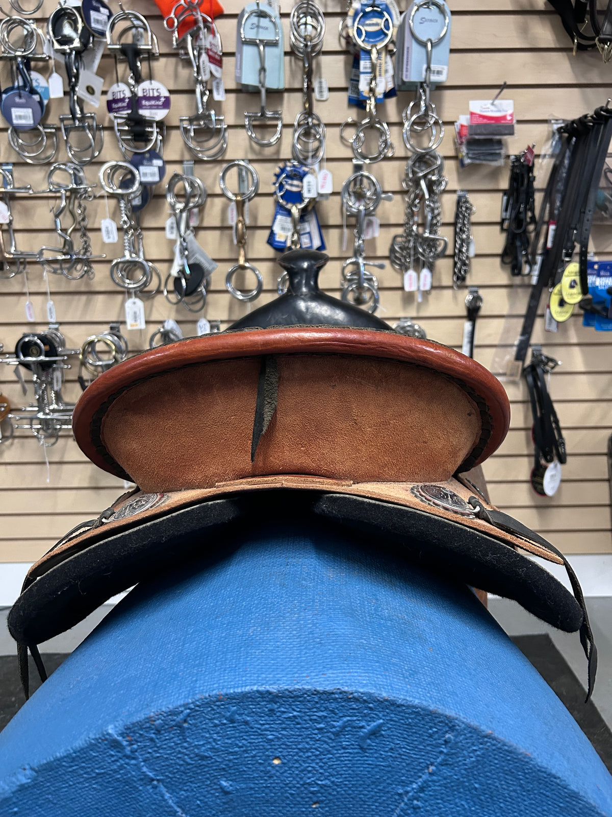 15.5" EZ-Fit Custom Western Saddle-Saddle-Consignment-Evolution Equestrian Co.