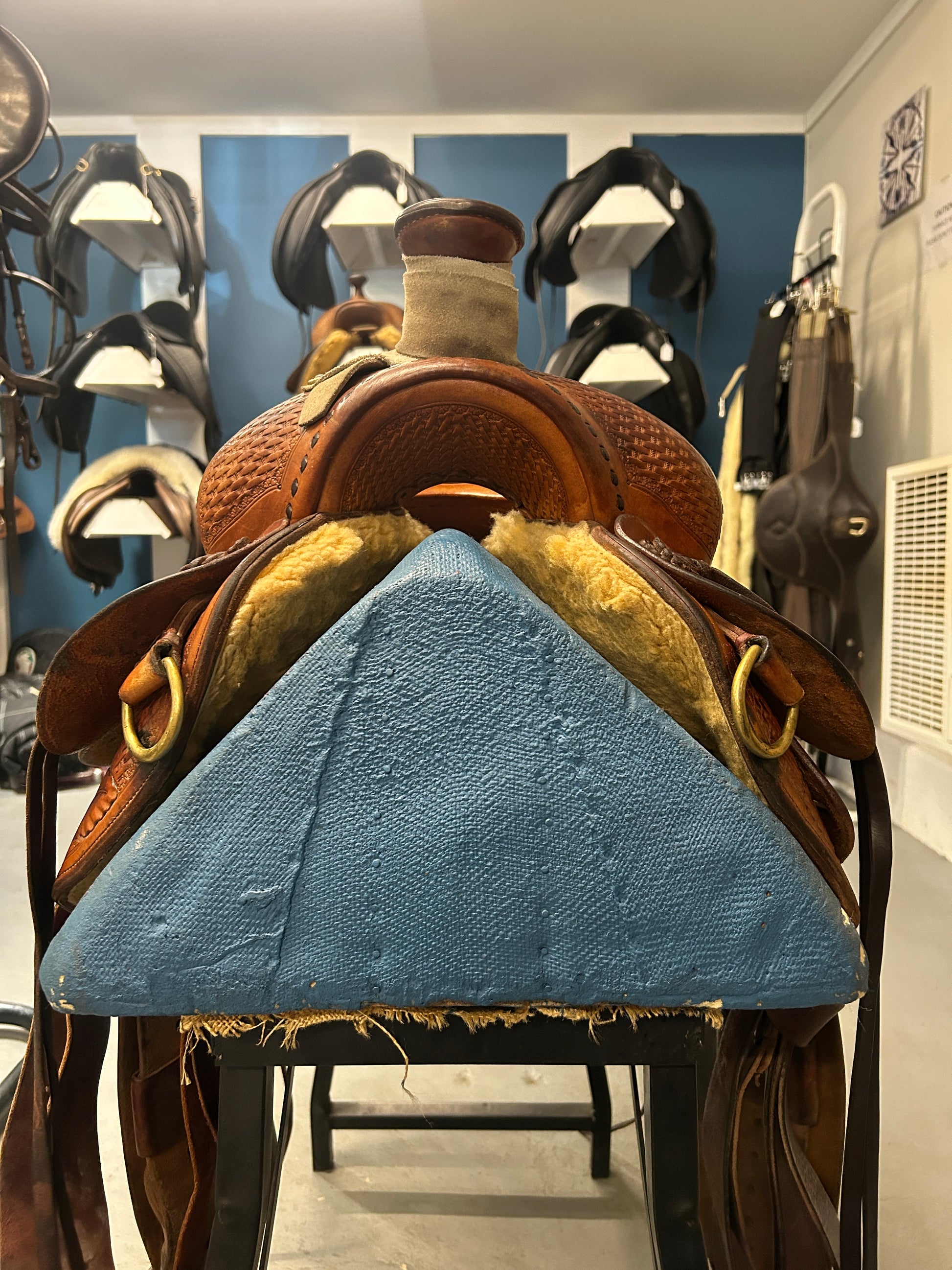 16" Ross Ellas Custom Western Saddle-Saddle-Consignment-Evolution Equestrian Co.