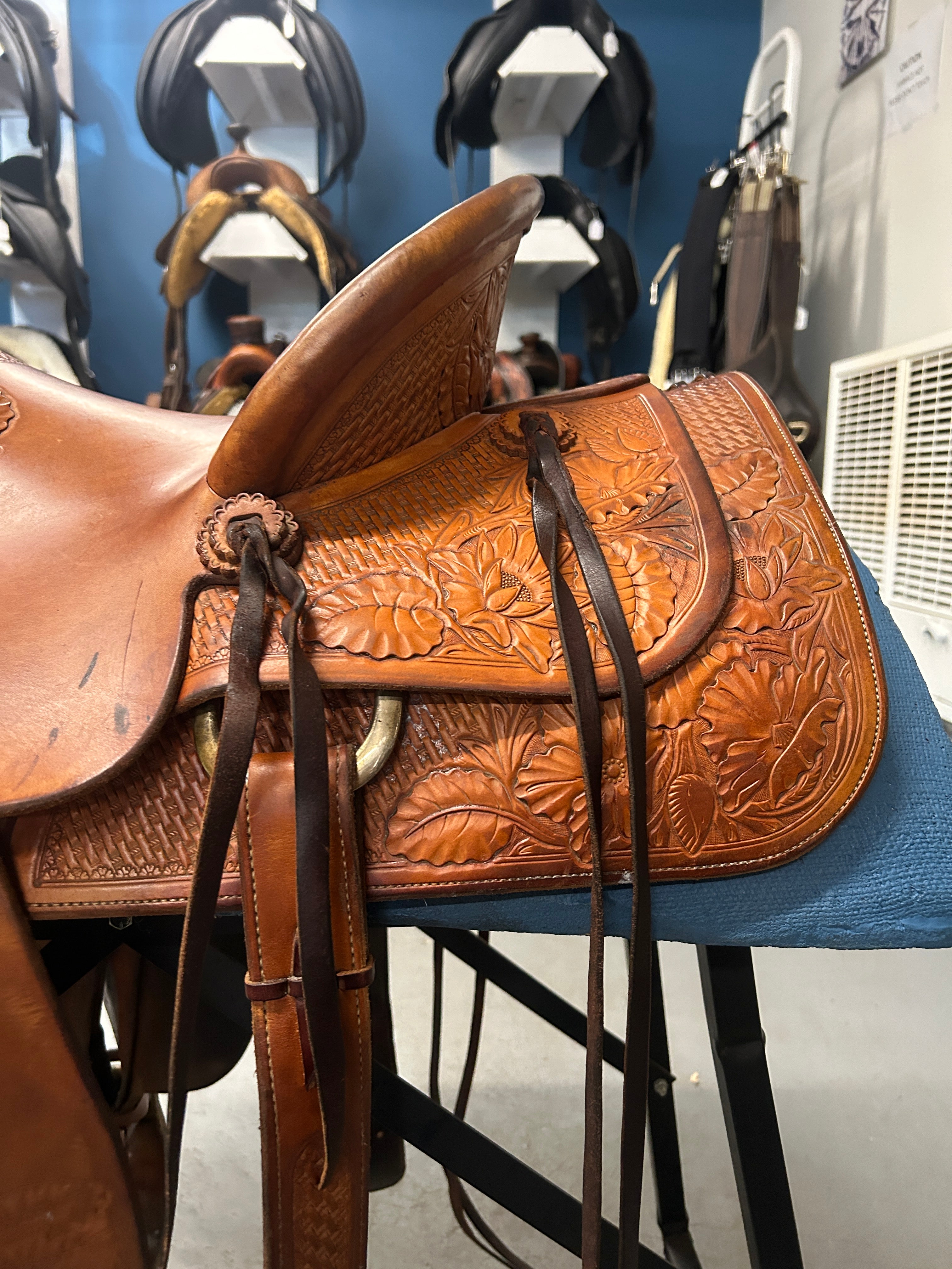 16" Ross Ellas Custom Western Saddle-Saddle-Consignment-Evolution Equestrian Co.