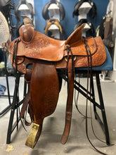 Load image into Gallery viewer, 16&quot; Ross Ellas Custom Western Saddle-Saddle-Consignment-Evolution Equestrian Co.
