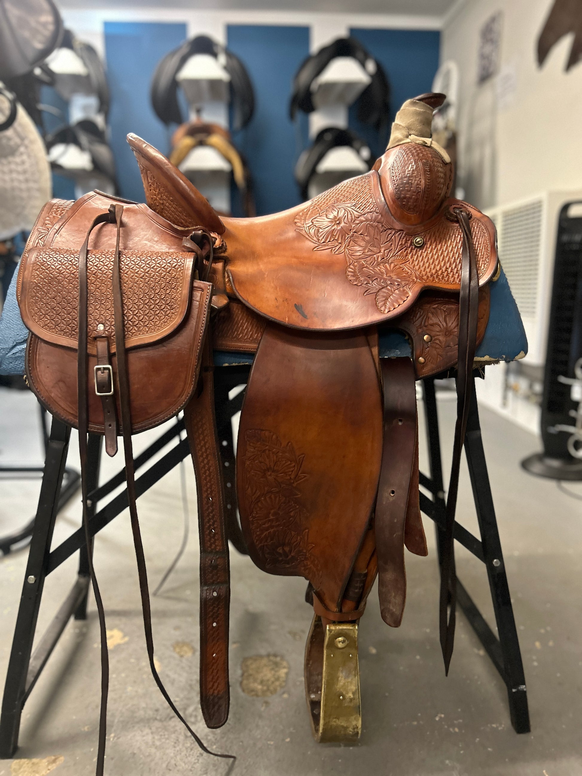 16" Ross Ellas Custom Western Saddle-Saddle-Consignment-Evolution Equestrian Co.