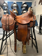 Load image into Gallery viewer, 16&quot; Ross Ellas Custom Western Saddle-Saddle-Consignment-Evolution Equestrian Co.
