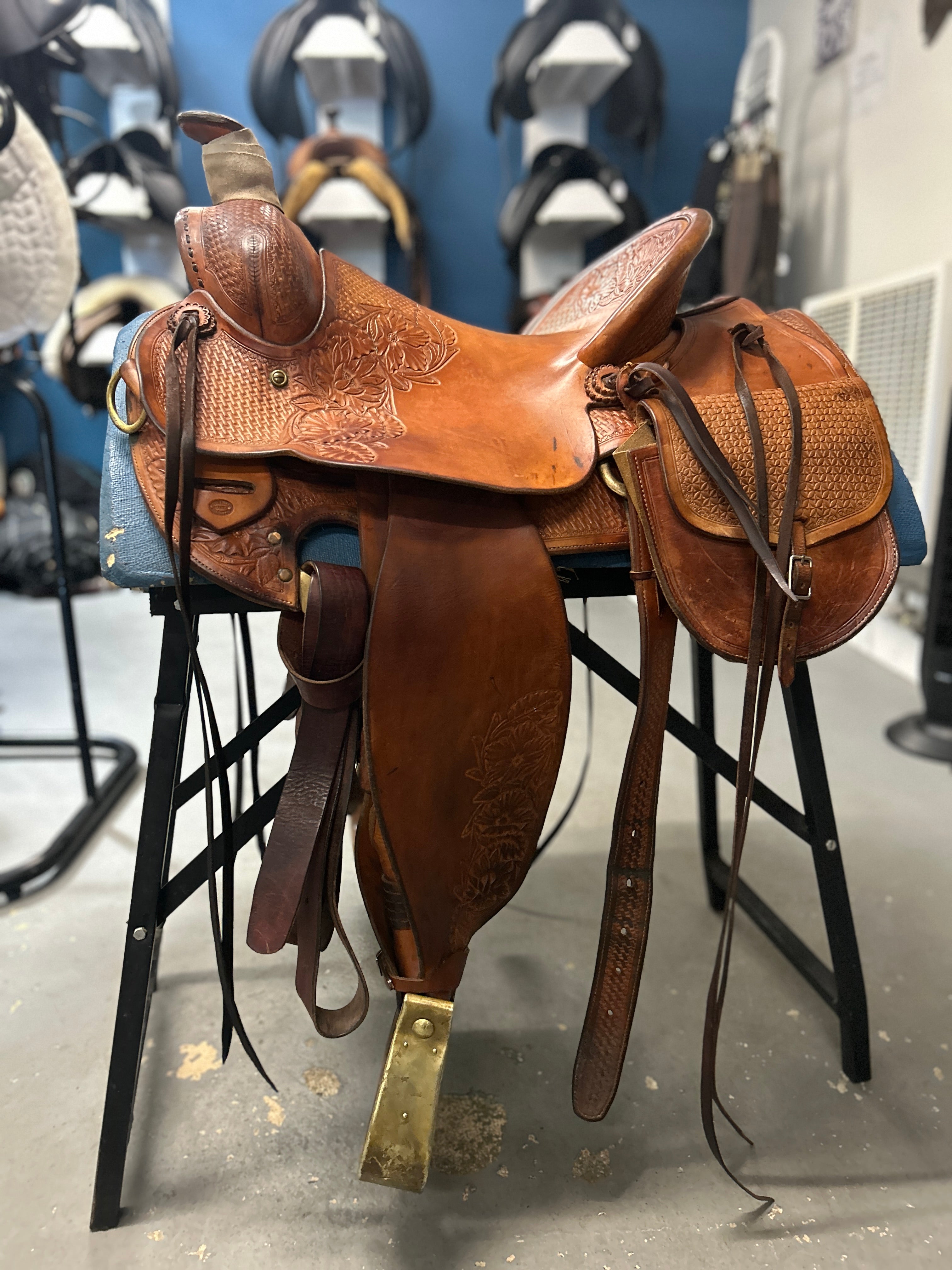 Custom_Western_Saddle
