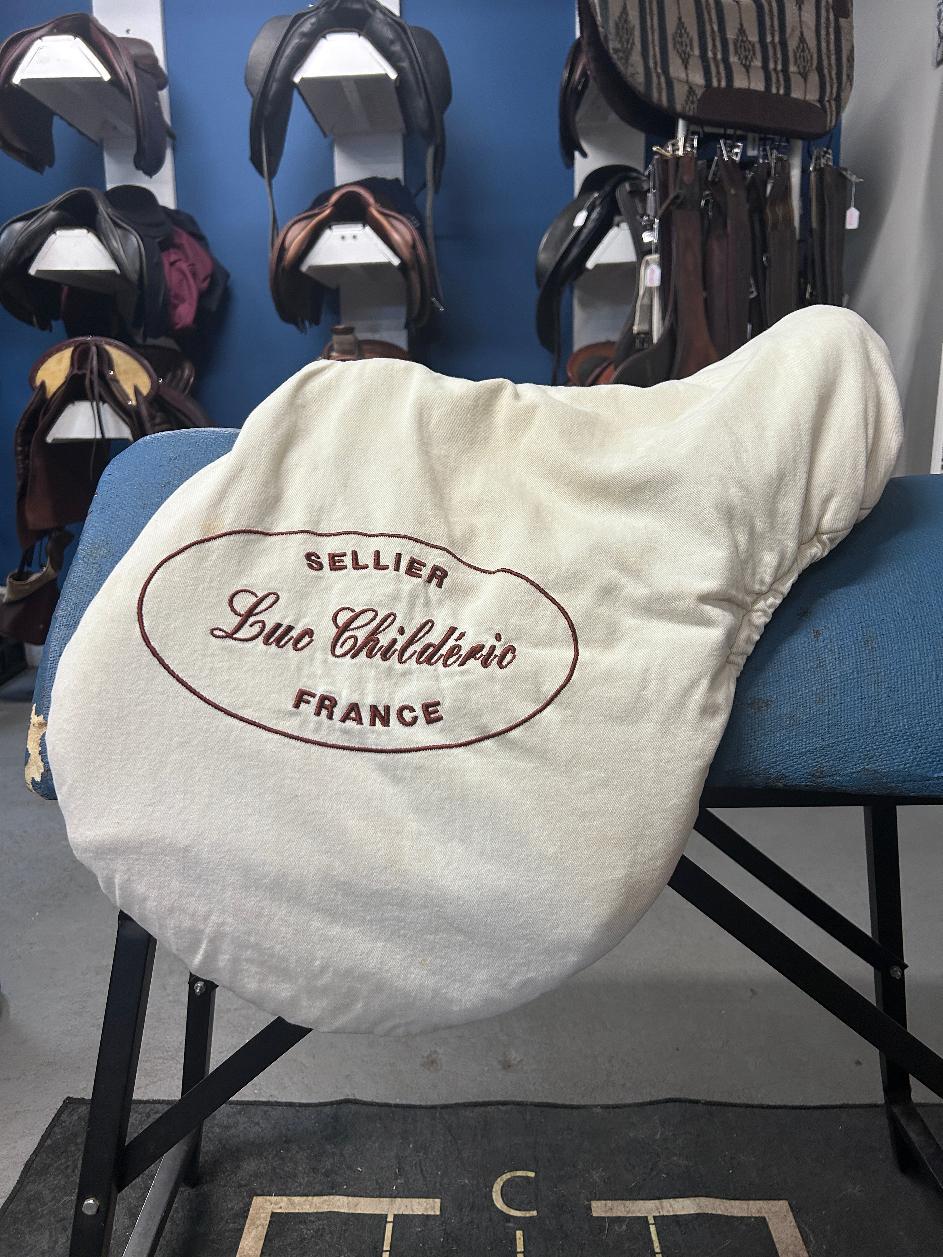16.5" Childeric FM Close Contact Saddle-Saddle-Consignment-Evolution Equestrian Co.