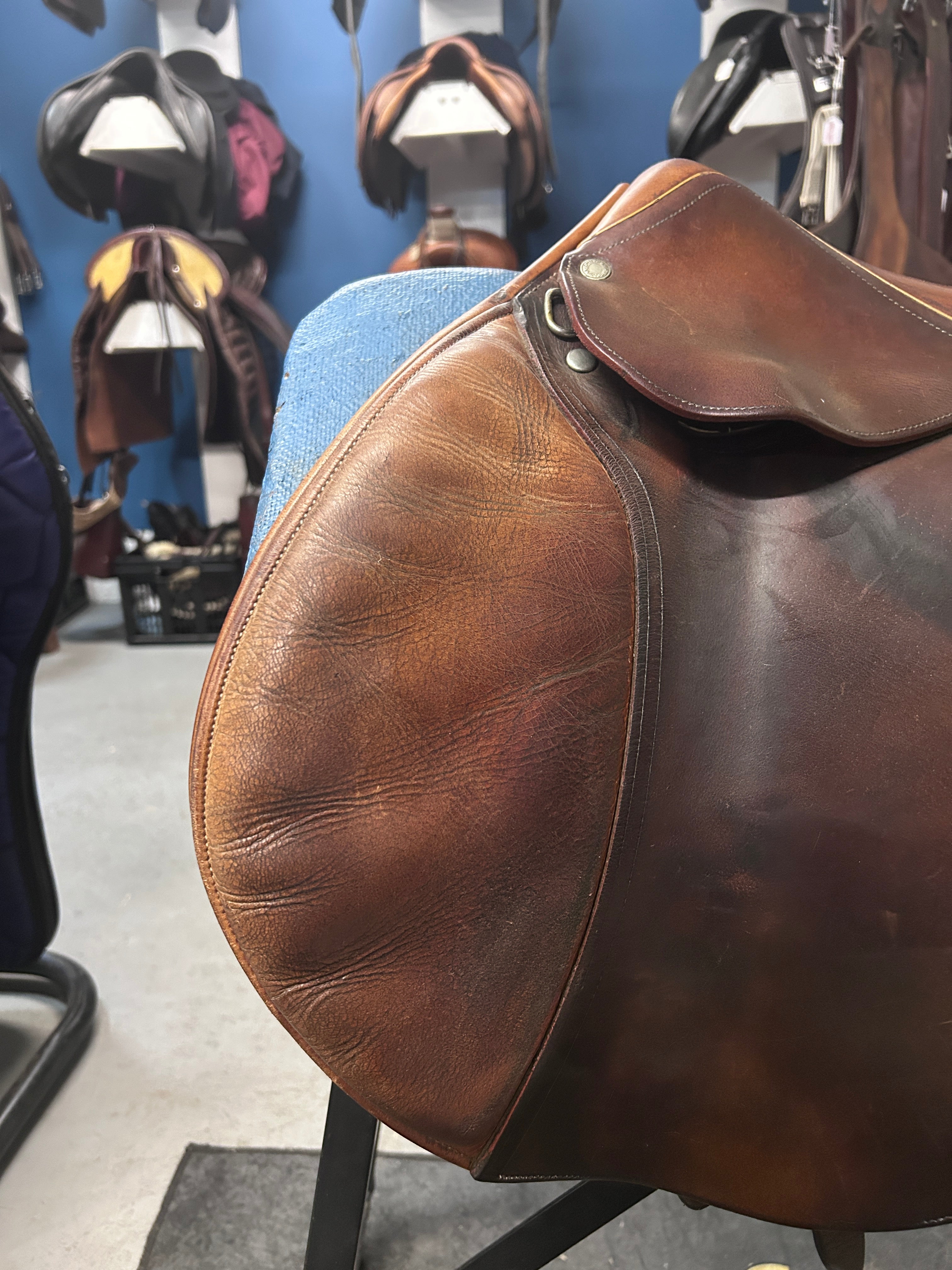 16.5" Childeric FM Close Contact Saddle-Saddle-Consignment-Evolution Equestrian Co.