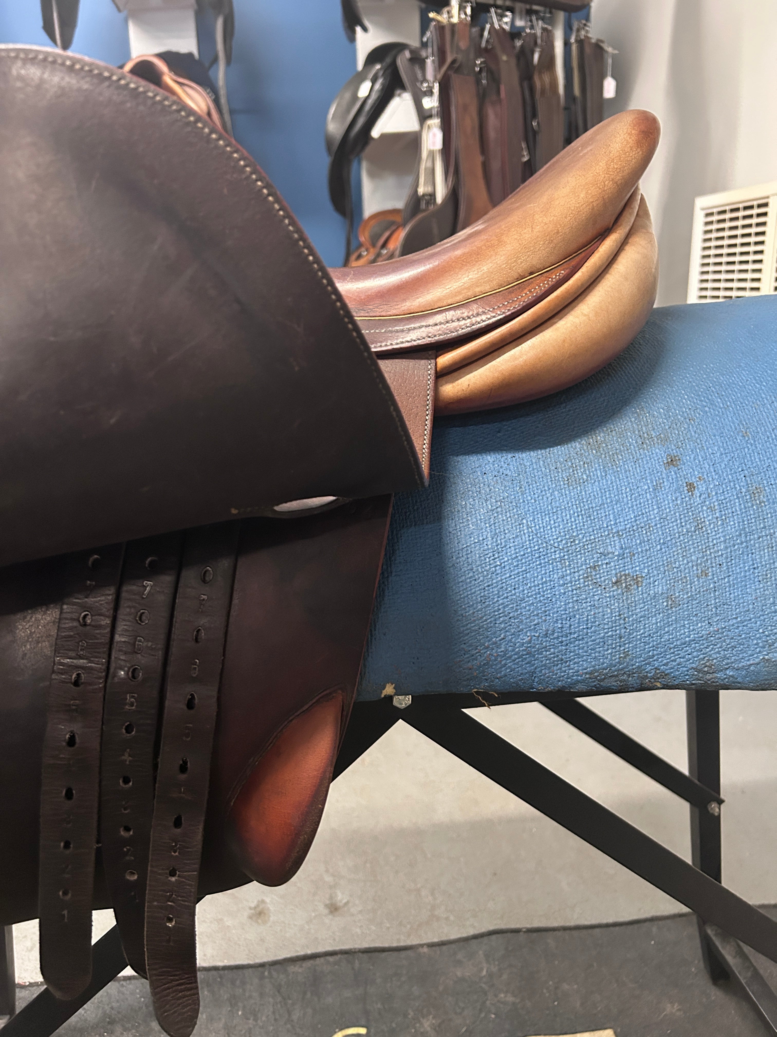 16.5" Childeric FM Close Contact Saddle-Saddle-Consignment-Evolution Equestrian Co.