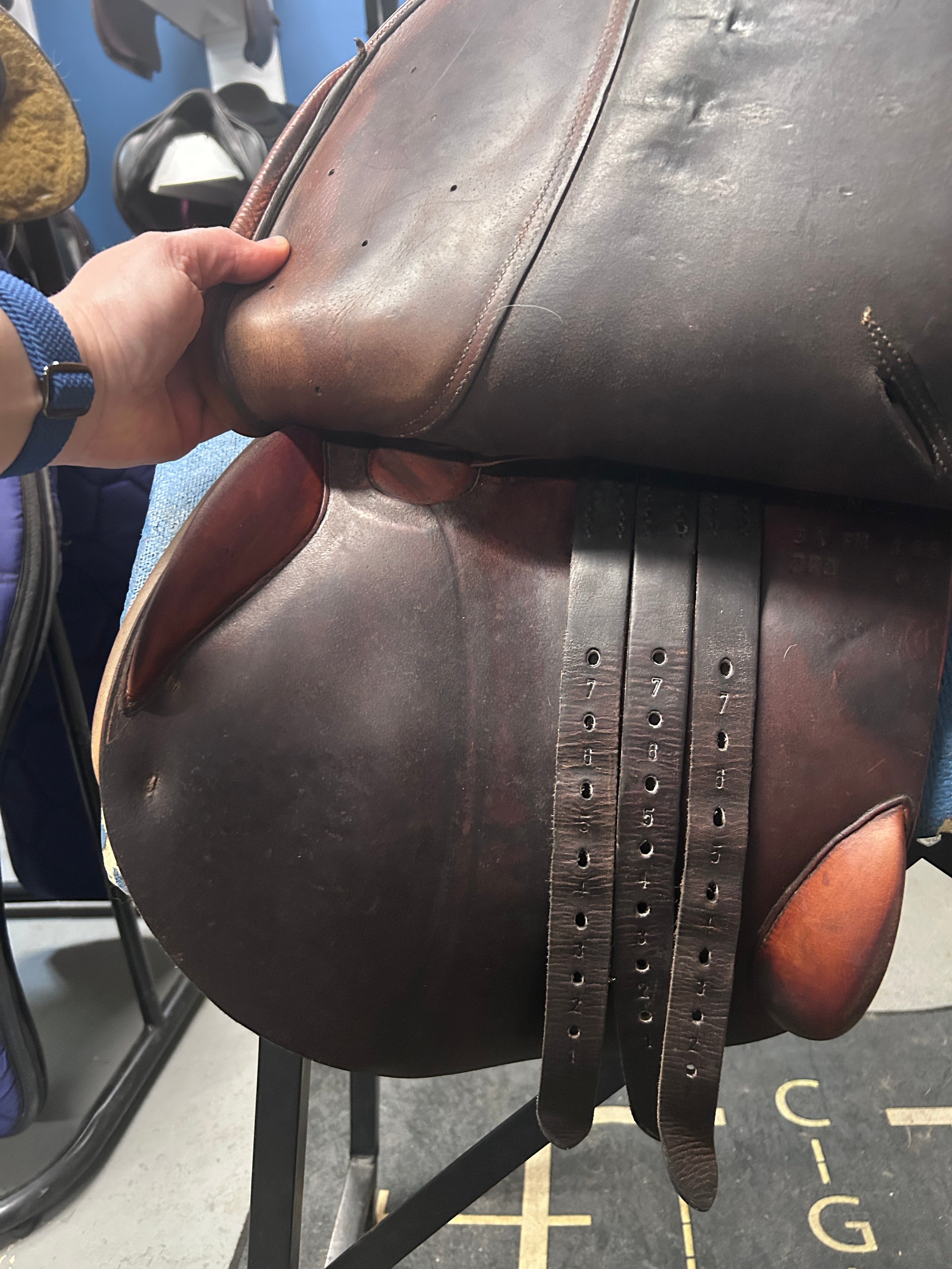 16.5" Childeric FM Close Contact Saddle-Saddle-Consignment-Evolution Equestrian Co.