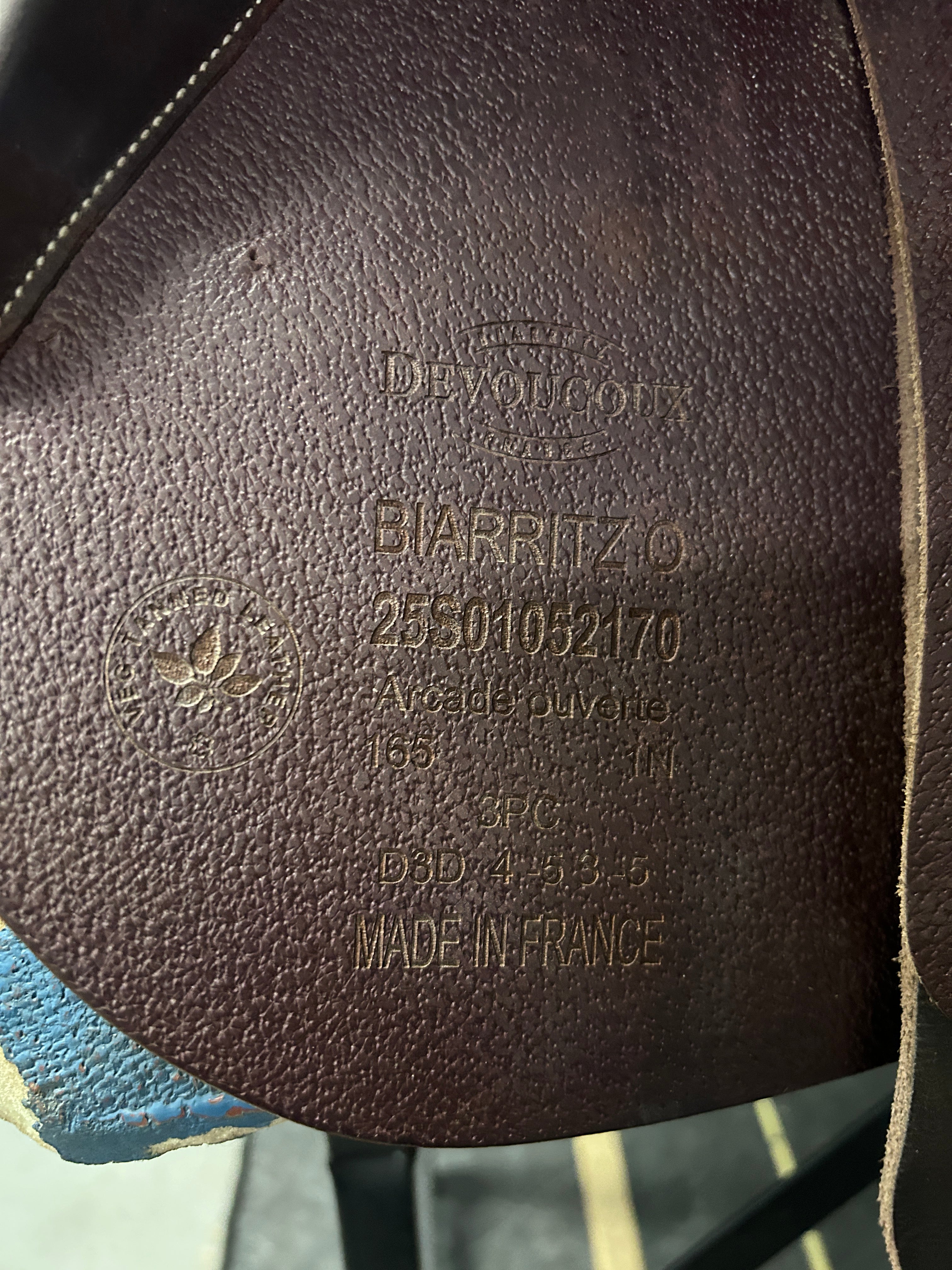 16.5" Devoucoux Biarritz O Saddle-Saddle-Consignment-Evolution Equestrian Co.
