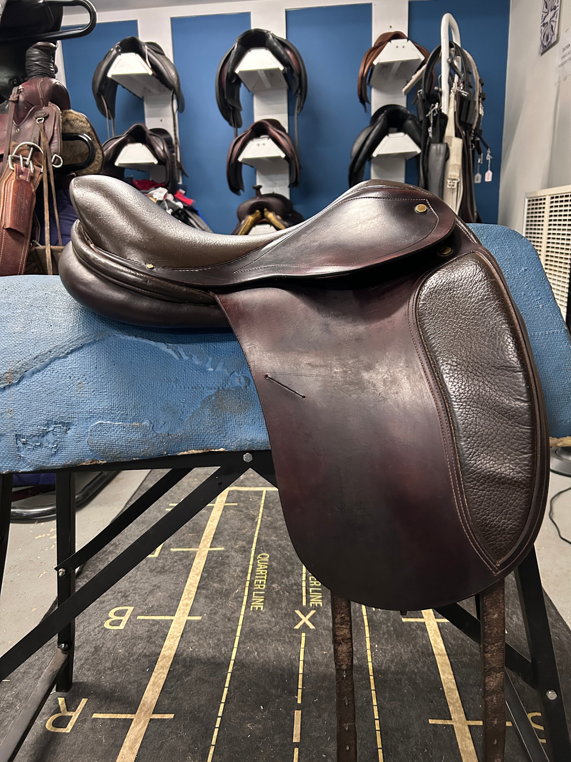 16.5" Lauriche AJ Foster Dressage Saddle-Saddle-Consignment-Evolution Equestrian Co.