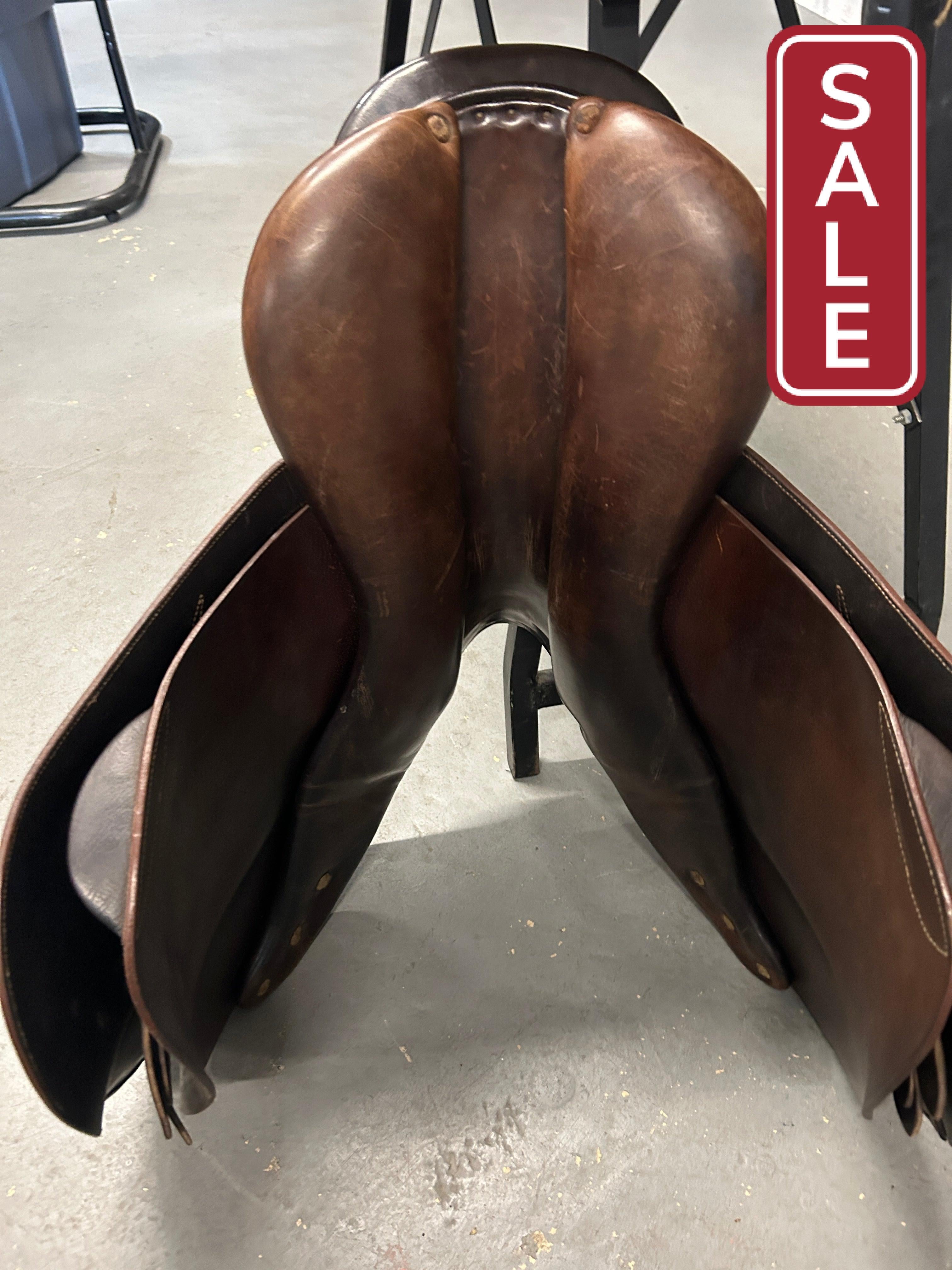 17" Luc Childeric FP 3.5A Saddle-Saddle-Consignment-Evolution Equestrian Co.