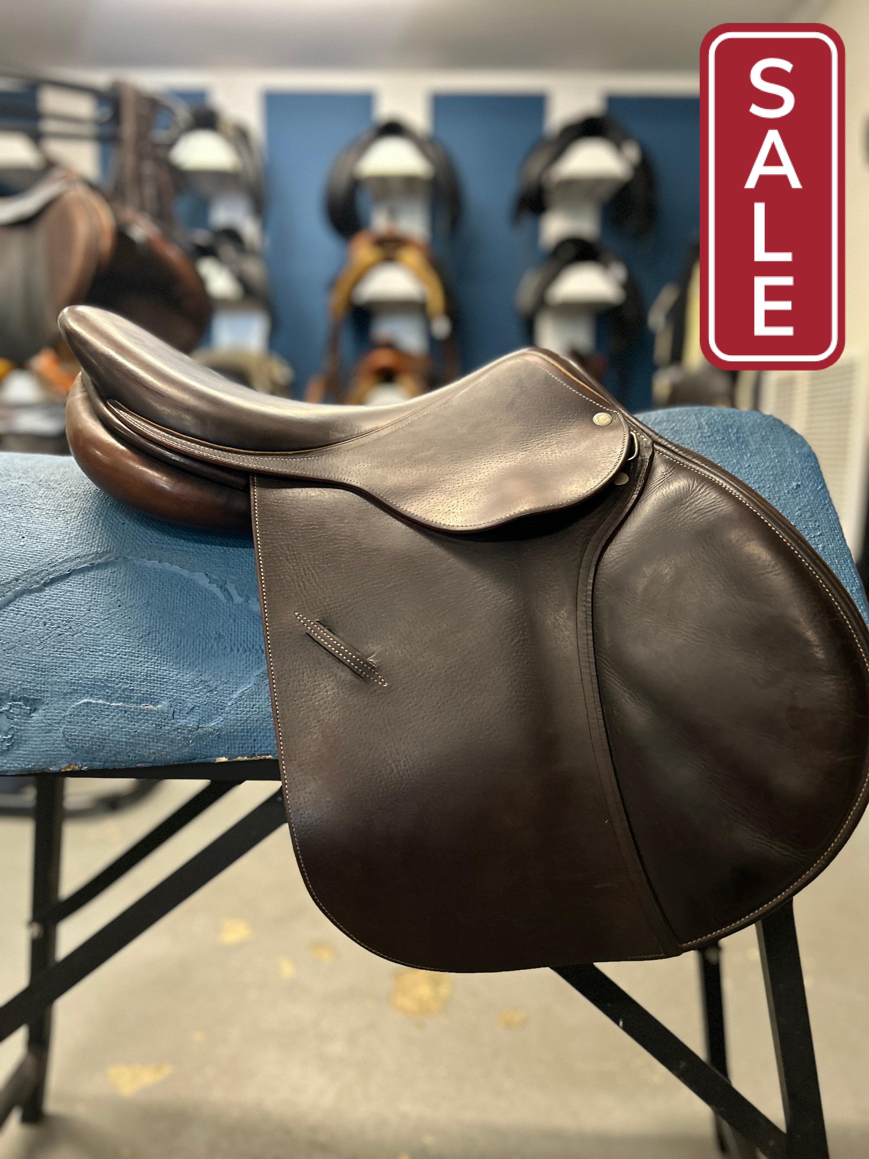 17" Luc Childeric FP 3.5A Saddle-Saddle-Consignment-Evolution Equestrian Co.