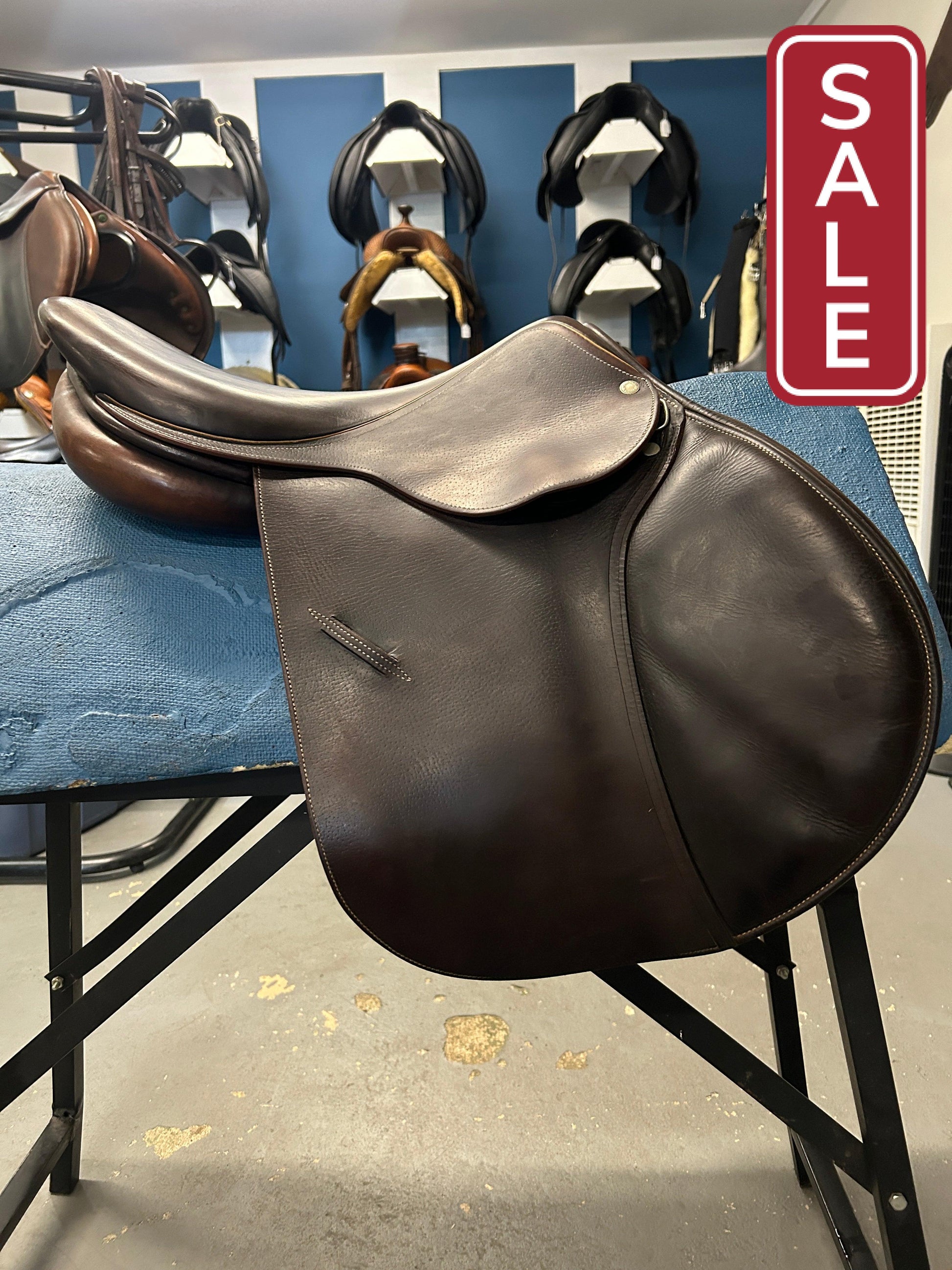 17" Luc Childeric FP 3.5A Saddle-Saddle-Consignment-Evolution Equestrian Co.