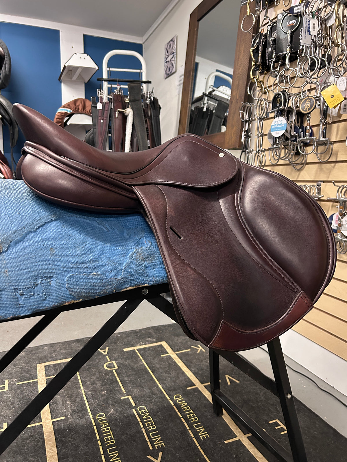 17" Regal Close Contact Saddle-Saddle-Consignment-Evolution Equestrian Co.
