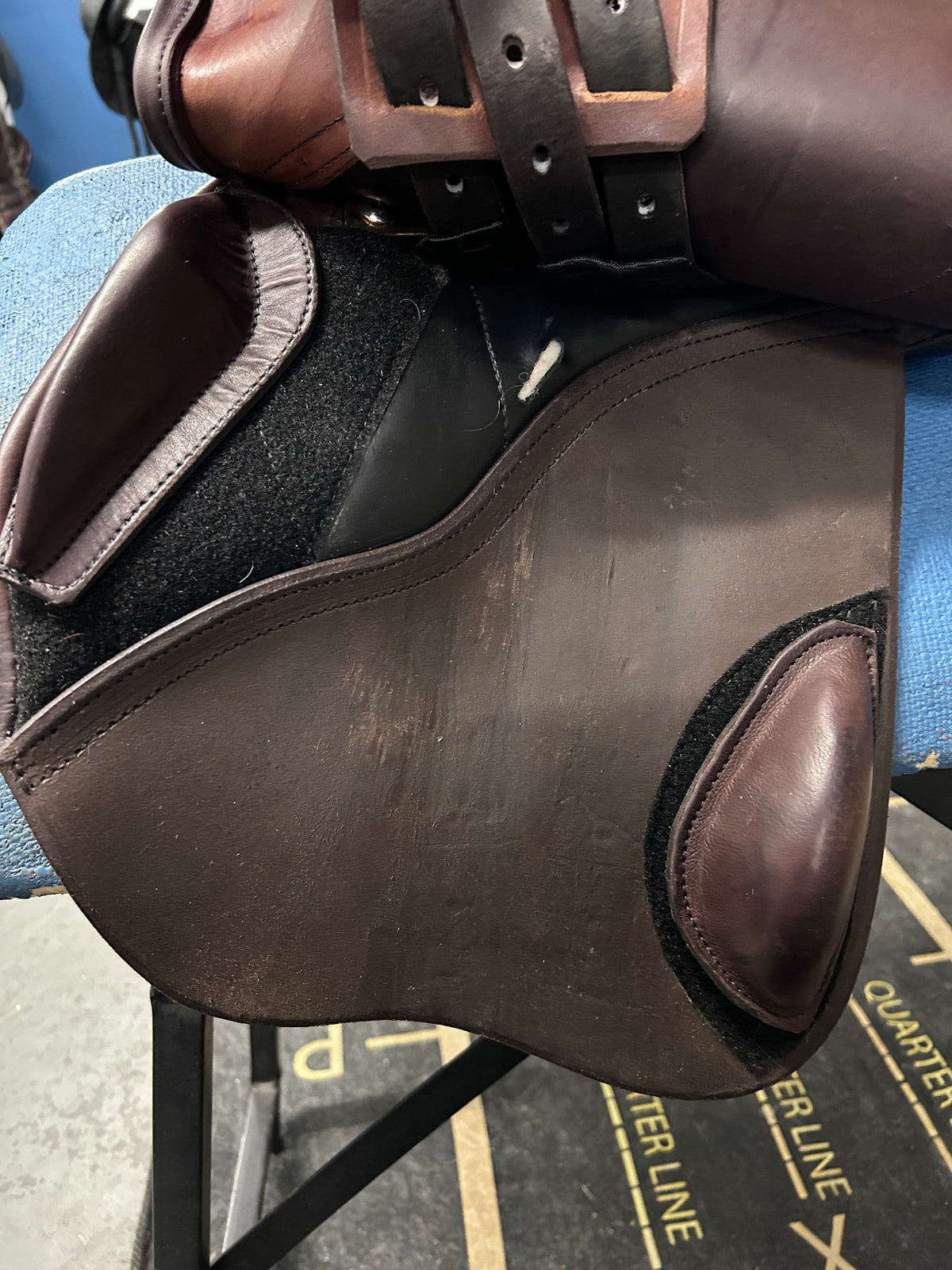 17" Regal Close Contact Saddle-Saddle-Consignment-Evolution Equestrian Co.