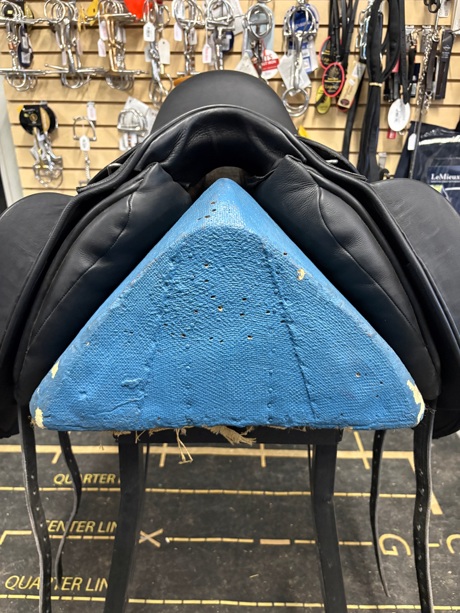 17.5" Cavaletti Monoflap Dressage Saddle-Saddle-Consignment-Evolution Equestrian Co.