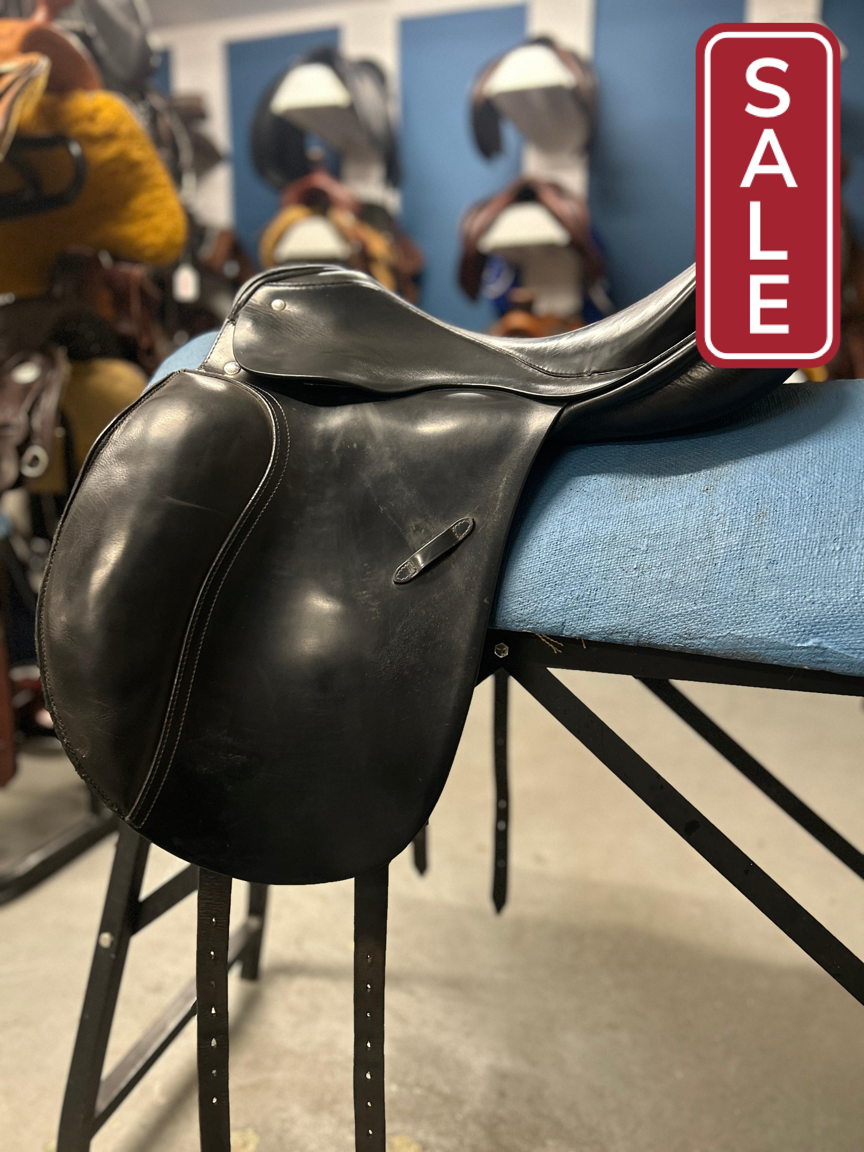 17.5" Passier Relevant Dressage Saddle-Saddle-Consignment-Evolution Equestrian Co.
