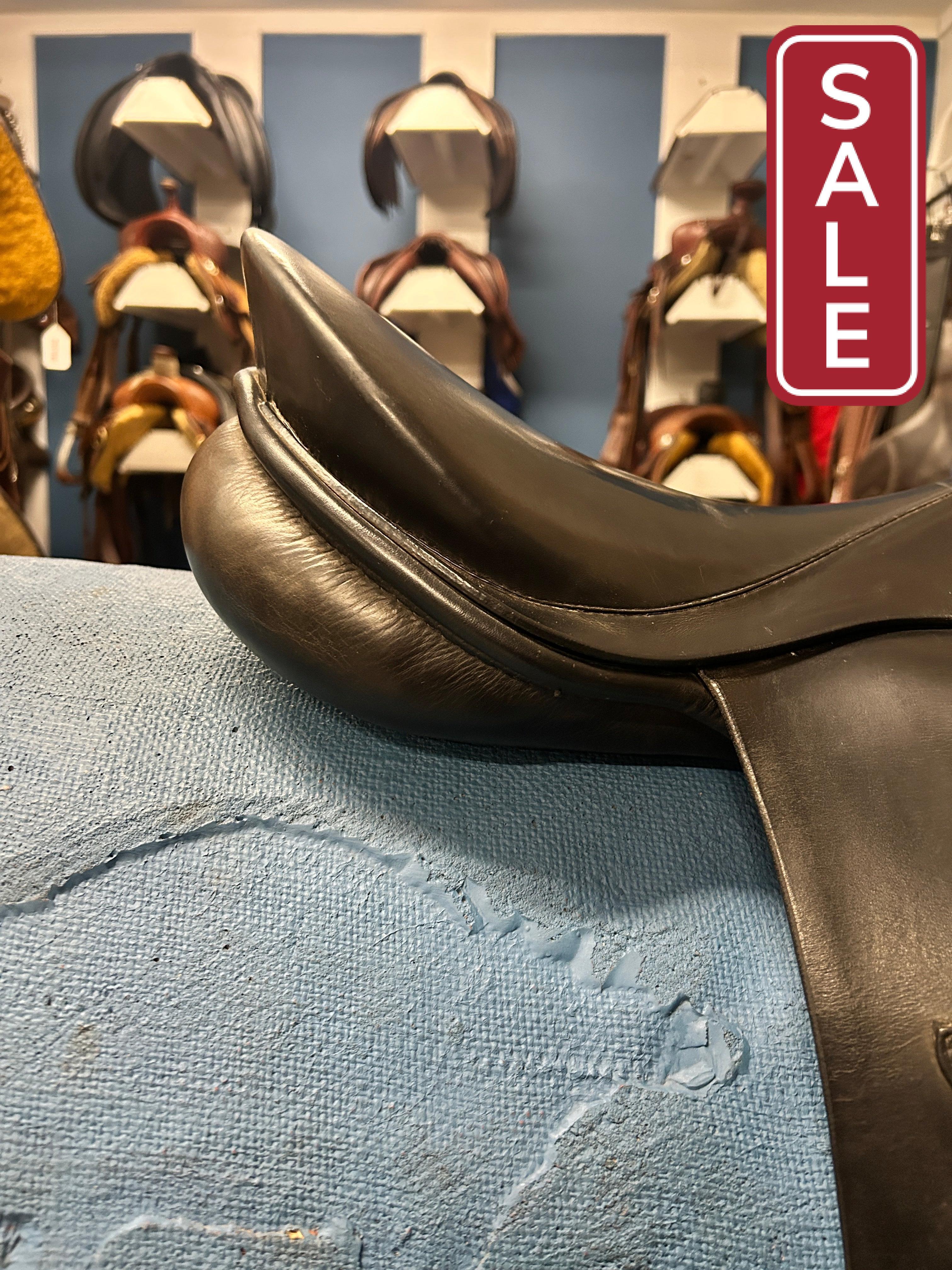 17.5" Passier Relevant Dressage Saddle-Saddle-Consignment-Evolution Equestrian Co.