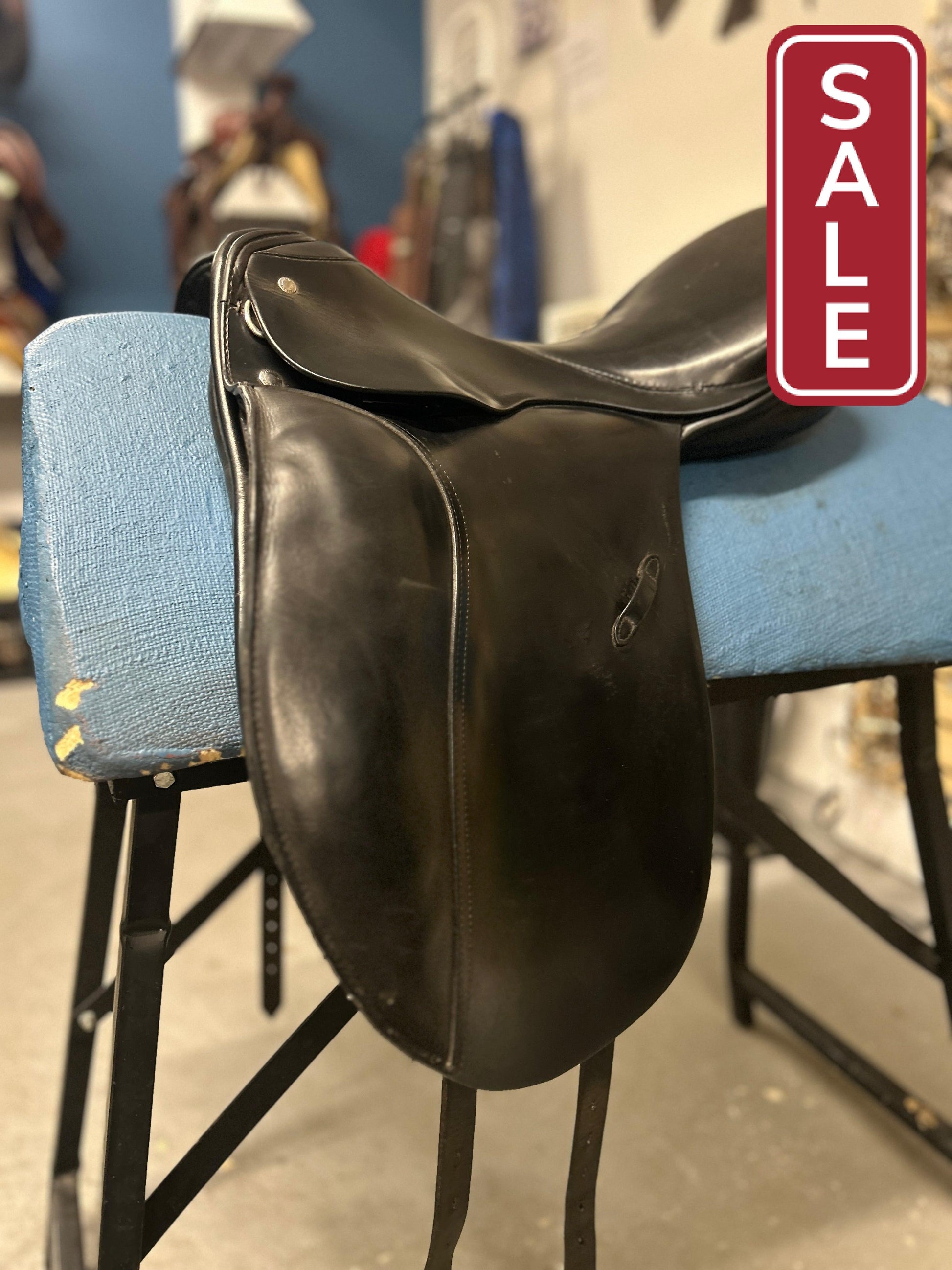 17.5" Passier Relevant Dressage Saddle-Saddle-Consignment-Evolution Equestrian Co.
